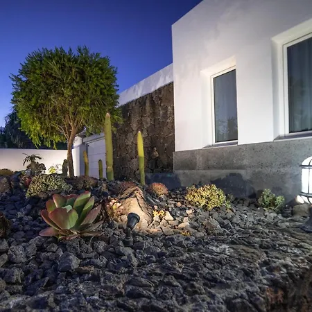 Amanda 4 Bedrooms Jacuzzi And Heated Pool Pool Table Great House Villa *