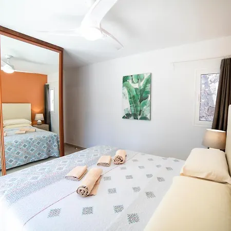 Amanda 4 Bedrooms Jacuzzi And Heated Pool Pool Table Great House * Puerto del Carmen (Lanzarote)