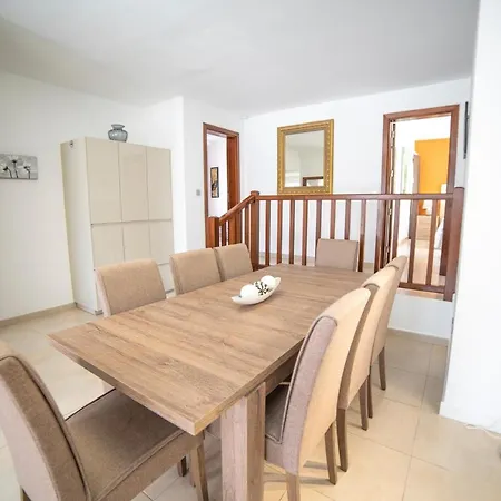 Ananda Puerto Del Carmen Lanzarote Villa *