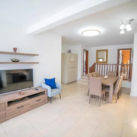 Ananda Puerto Del Carmen Lanzarote Villa