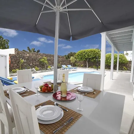 Ananda Puerto Del Carmen Lanzarote Villa *